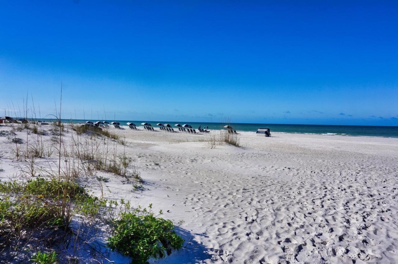 Vistas On The Gulf By Travel Resort Services セント・ピート・ビーチ エクステリア 写真